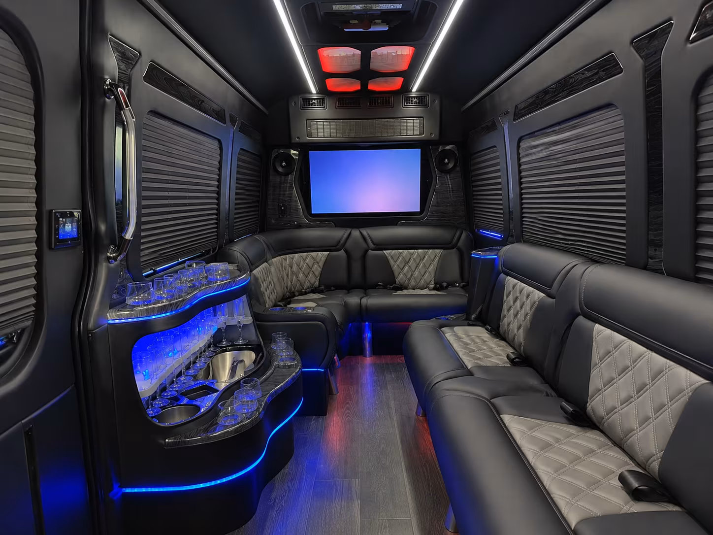 browse long distance buses for youth sports tournaments school trips and group getaways from coconut creek