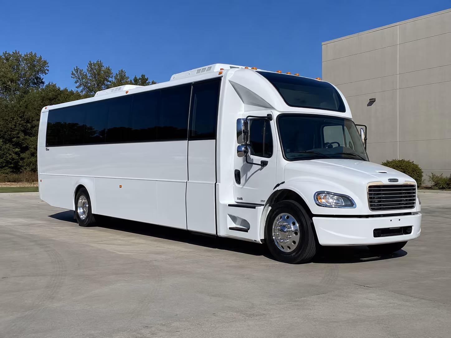 coconut creek 28 passenger party bus
