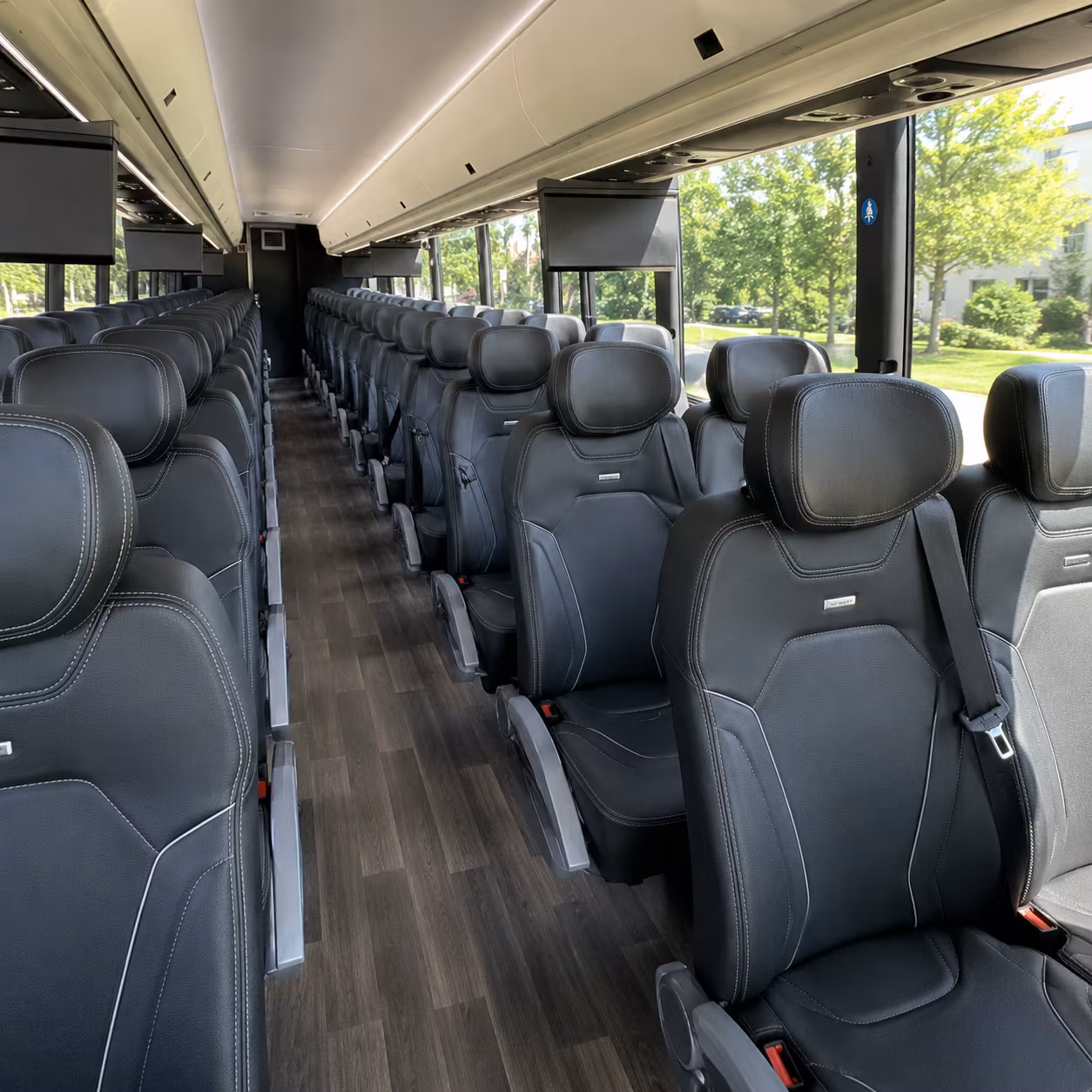 fort lauderdale flexible charter bus rentals for fort lauderdale wine tour groups