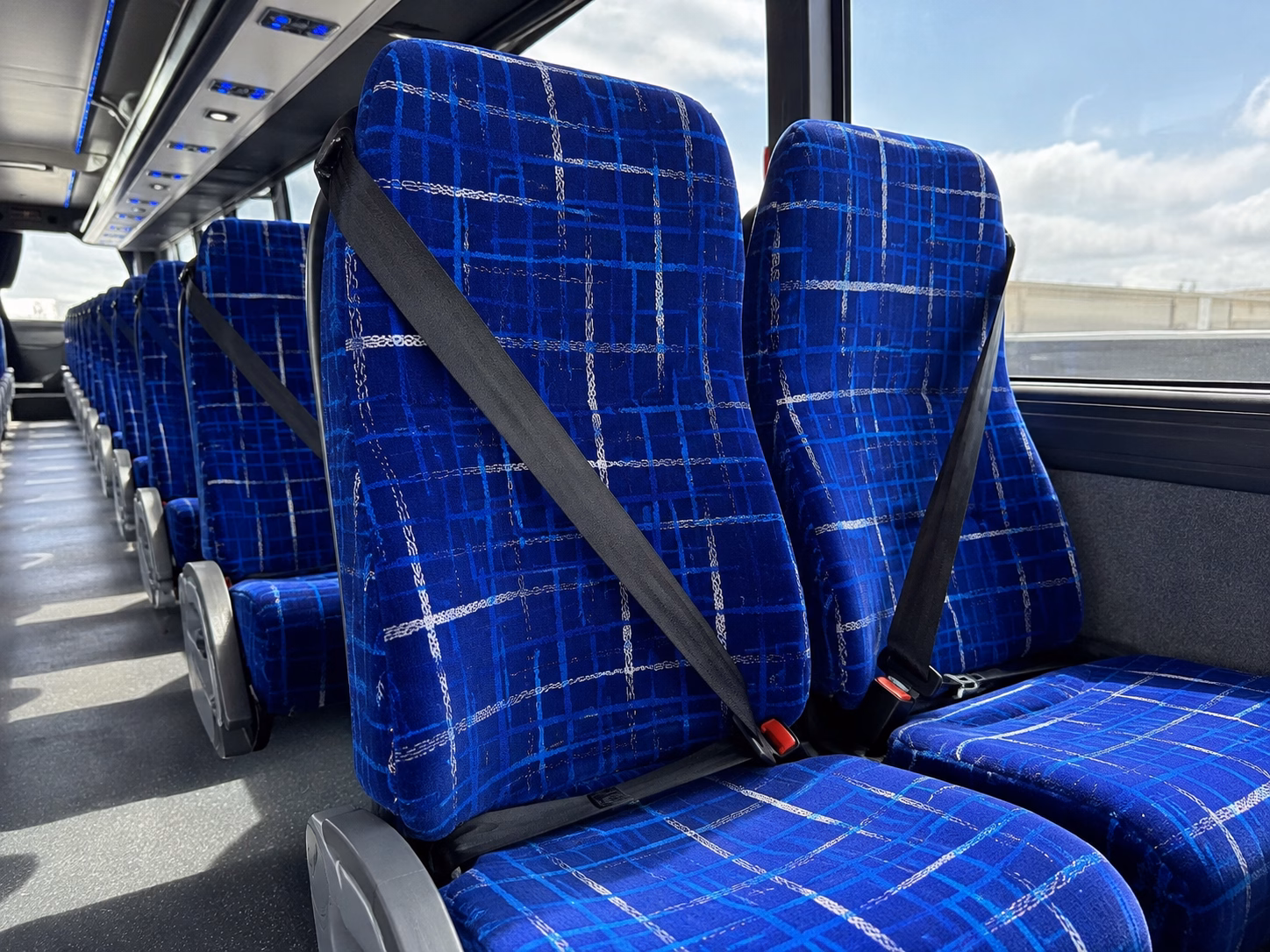 shuttles between coconut creek and the broward county convention center