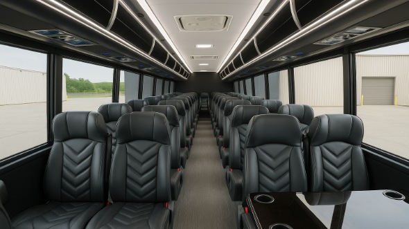 plantation 28 passenger minibus